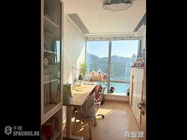 Ap Lei Chau - Larvotto 06