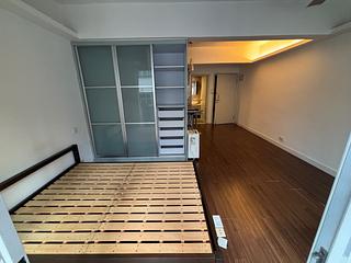 Soho - 49-49C, Elgin Street 04