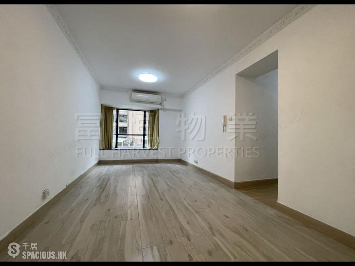 Mid Levels Central - The Grand Panorama Block 3 01