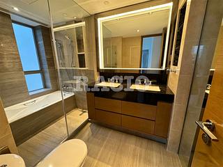 Sai Ying Pun - The Summa 05