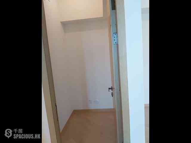 Kwun Tong - Grand Central 04