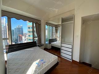 Wan Chai - The Avenue 03