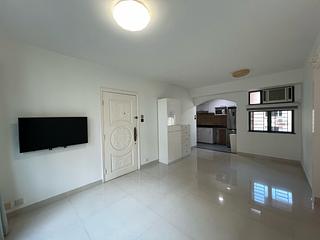 Mid Levels West - Peaksville Block 1 02