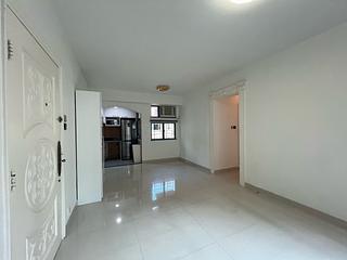 Mid Levels West - Peaksville Block 1 03