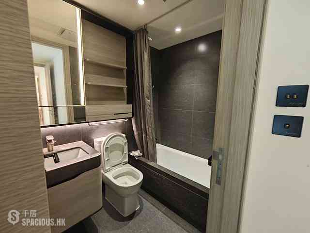 North Point - Fleur Pavilia Tower 1 04