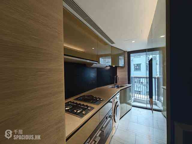 North Point - Fleur Pavilia Tower 1 08