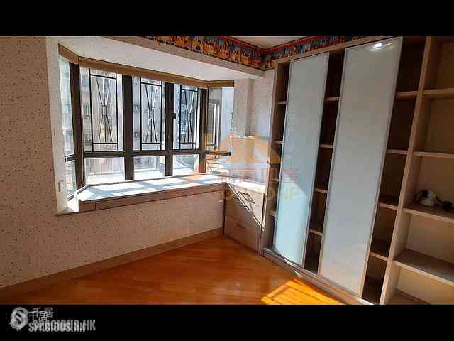 Sai Ying Pun - Ning Yeung Terrace Block B 11