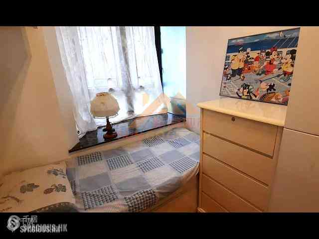 Sai Ying Pun - Ning Yeung Terrace Block B 08