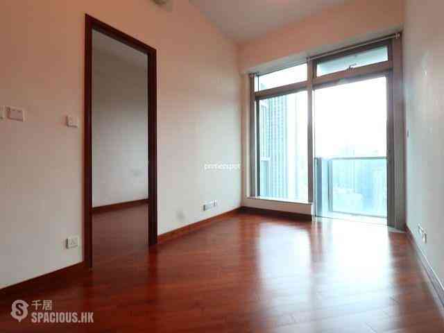 Wan Chai - The Avenue Phase 2 Block 3 09