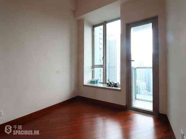 Wan Chai - The Avenue Phase 2 Block 3 10