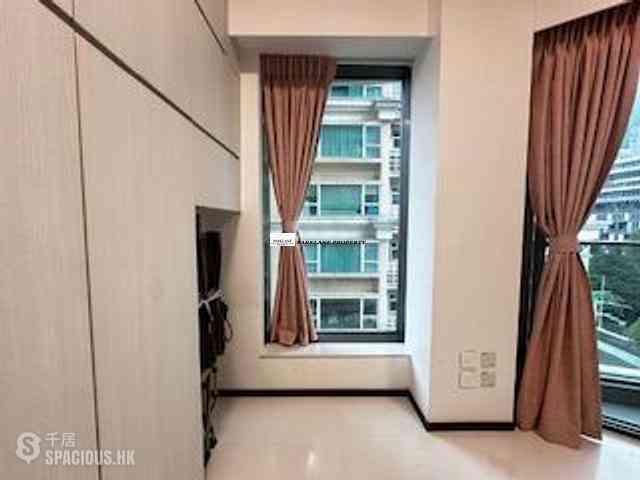 Happy Valley - Regent Hill 03