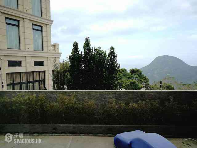 The Peak - Vivian Court 04