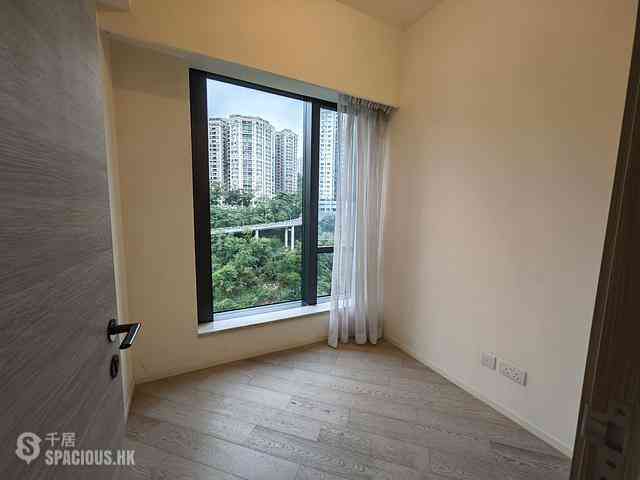 North Point - Fleur Pavilia Tower 2 08