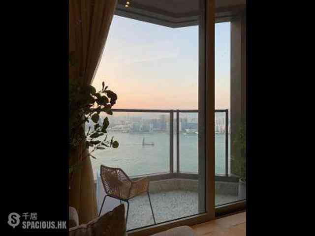 Fortress Hill - Harbour Glory Block 3 01