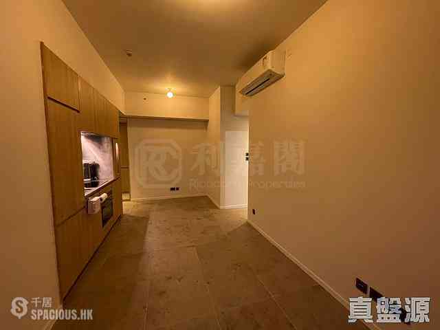 Sai Ying Pun - Bohemian House 03