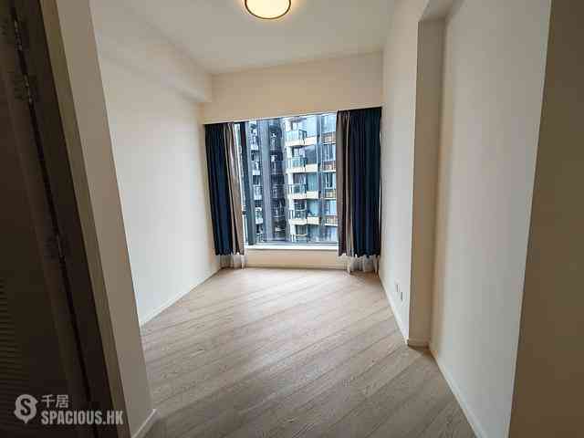 North Point - Fleur Pavilia Tower 2 05