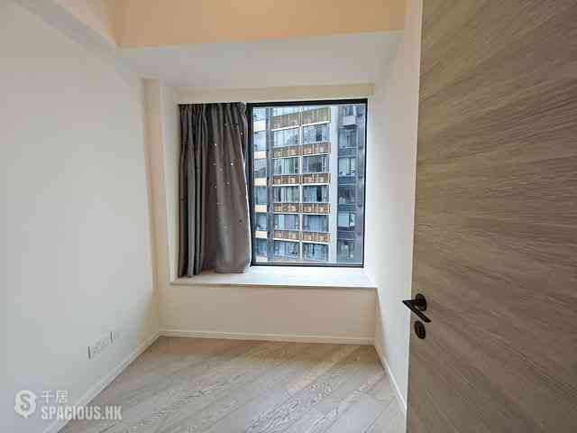 North Point - Fleur Pavilia Tower 2 07