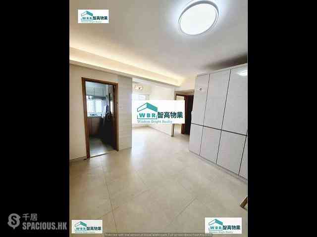 Kennedy Town - New Fortune House 06