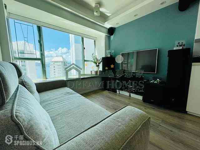 Sheung Wan - Queen's Terrace Block 3 02