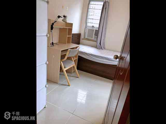 Sai Ying Pun - Fung Yu Building 03
