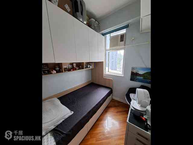Kennedy Town - Smithfield Court 05