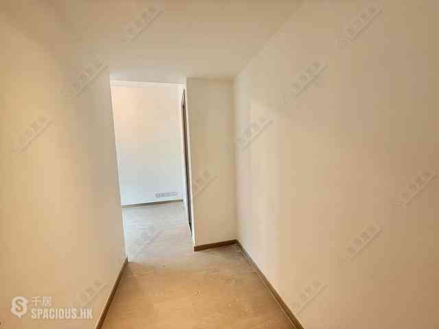 Wong Chuk Hang - The Southside Phase 3B Blue Coast Tower 2B 03