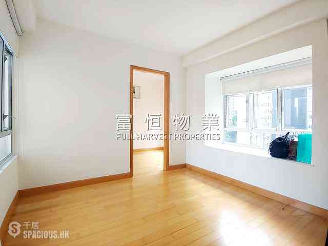 Mid Levels Central - Jing Tai Garden Mansion 04
