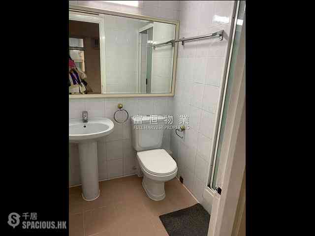 Mid Levels Central - Jing Tai Garden Mansion 09