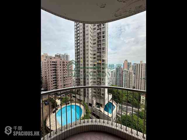Mid Levels West - Dragonview Court 05