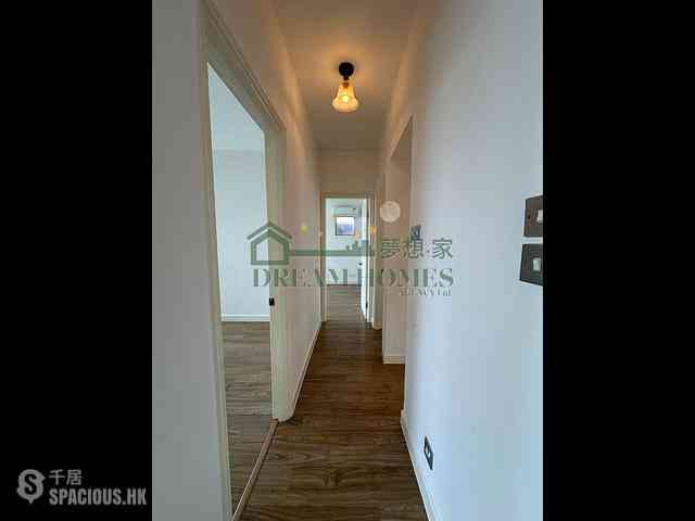 Mid Levels West - Dragonview Court 07