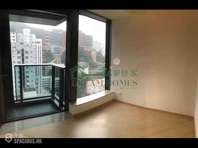 Shek Tong Tsui - Novum West 01
