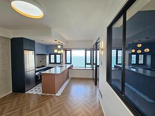 Kennedy Town - Hing Wong Building 26