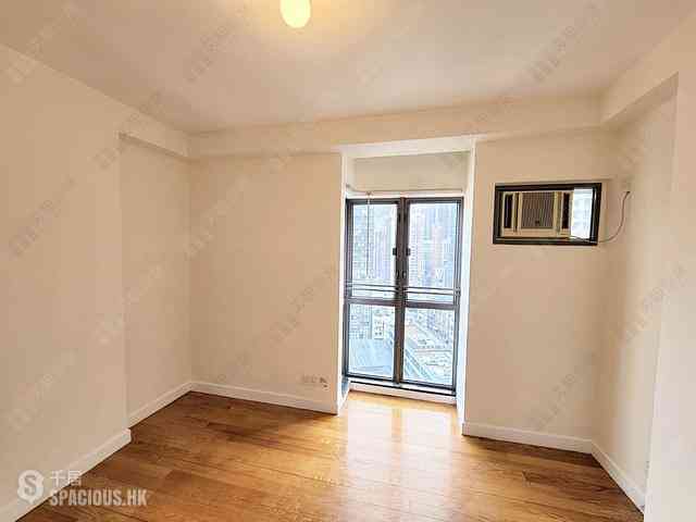 Central - Hollywood Terrace 05