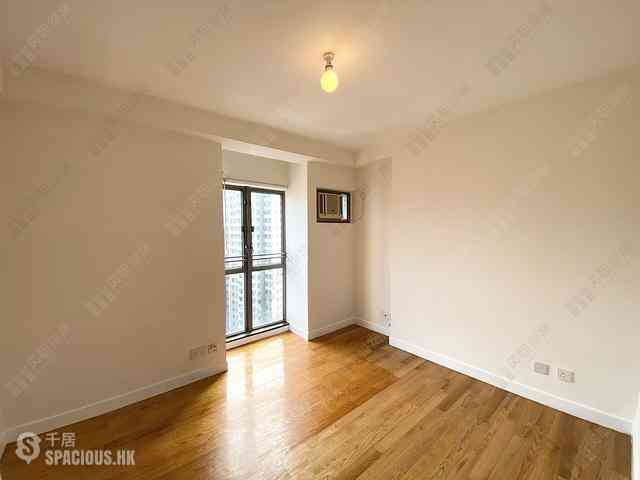 Central - Hollywood Terrace 04