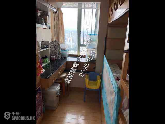 Tsim Sha Tsui - The Victoria Towers Tower 3 04