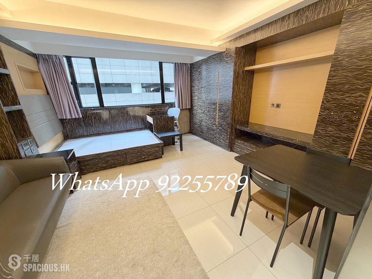 Sheung Wan - 28-30, Queen Street 01