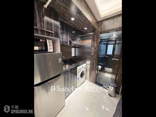 Sheung Wan - 28-30, Queen Street 04