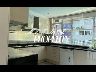 Chung Hom Kok - Cypresswaver Villas 09