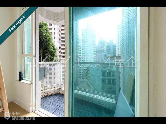 Sai Ying Pun - Reading Place 02