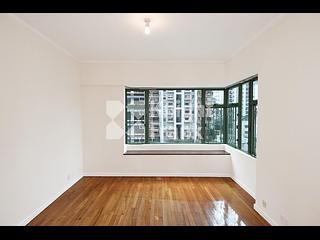 Mid Levels Central - Robinson Place 05