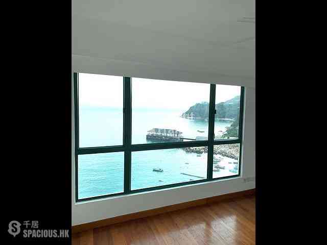 Stanley - Stanley Beach Villa 02