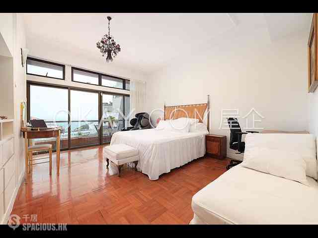 Chung Hom Kok - Pinewaver Villas 11