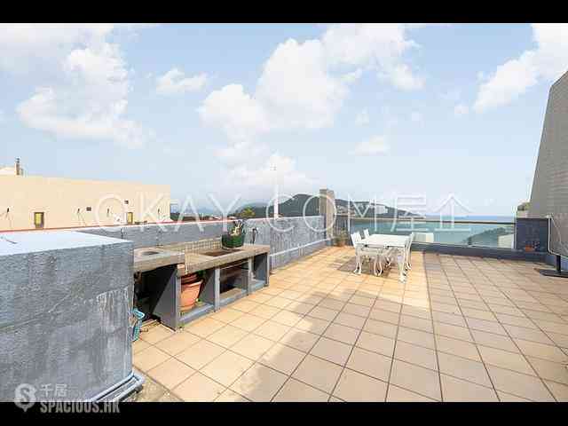 Chung Hom Kok - Pinewaver Villas 17