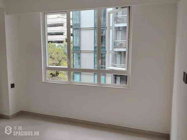 Wan Chai - Phoenix Court 01