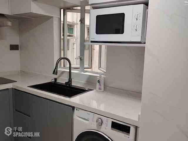 Wan Chai - Phoenix Court 02