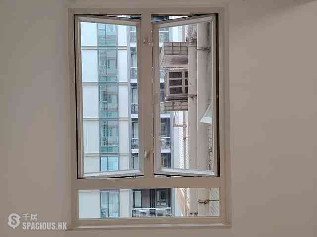 Wan Chai - Phoenix Court 07