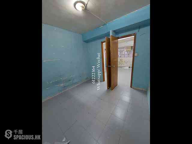 Sheung Wan - 14, Hillier Street 11