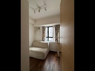 Mid Levels Central - Robinson Heights 06