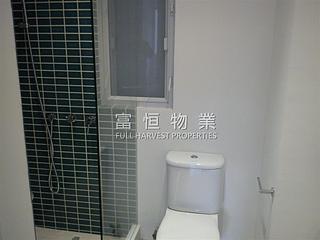 Soho - Caravan Court 04