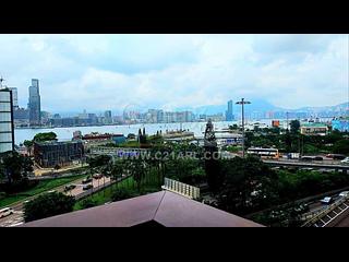 Wan Chai - The Gloucester 02